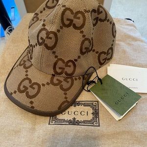 NWT Gucci GG Maxi Hat